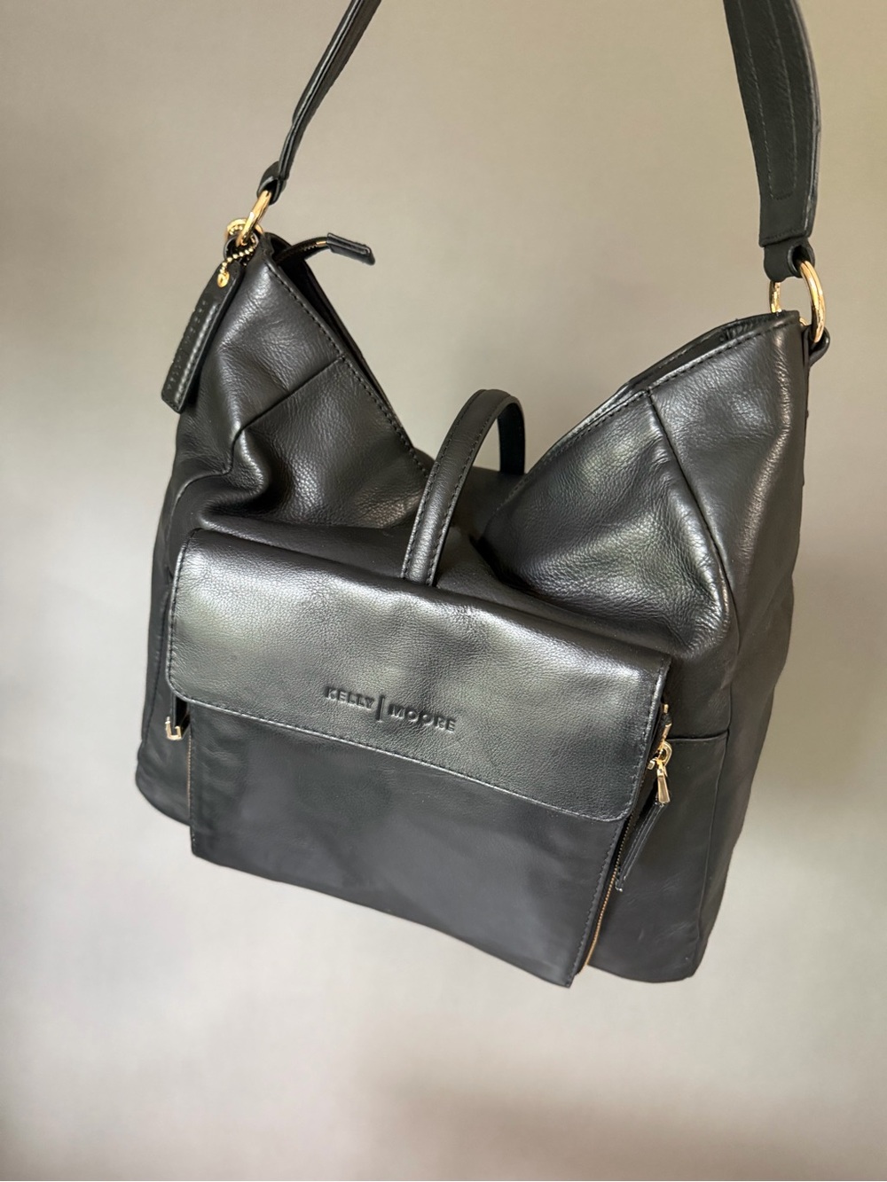 Kelly Moore Black Leather Crossbody Tote excellent storage and organization NWOT